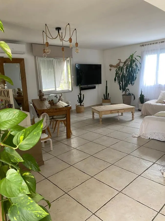 Villa Zen Avec 2 Chats Grospierres 0*,